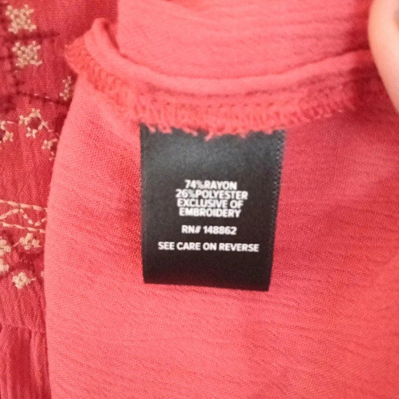 Torrid Women's Washable Crinkle Gauze Relaxed Embroidered Blouse Size 1 1X - Picture 8 of 12